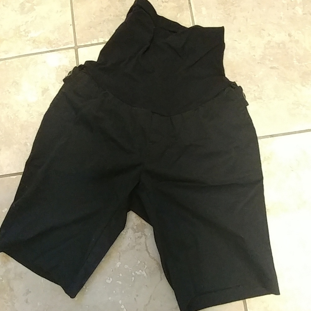 Maternity black shorts